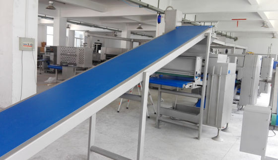 comprar cadena de producción industrial del pan de la anchura de 750m m 5000 kilogramo /Hr con el equipo de la decoración Fabricación en línea