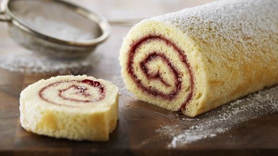comprar Cadena de producción europea del rollo de la torta del suizo de la tecnología con el mezclador del talud de torta de la capacidad de 500 kilogramos Fabricación en línea