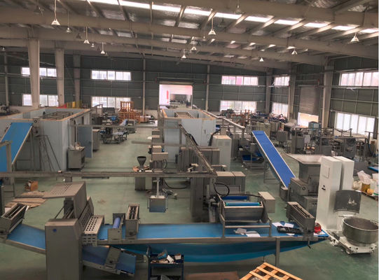 comprar Equipo industrial de la pasta de hojaldre, fabricante de la pasta de hojaldre con el laminador del bloque de la pasta Fabricación en línea