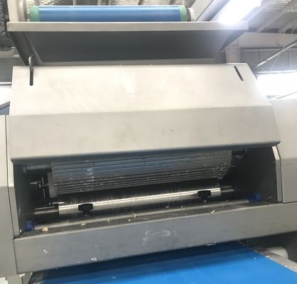 comprar De 35 kilovatios Paratha de capacidad de la prensa 200 - 300 kilogramo de planchar industrial para el cruasán/la tostada Fabricación en línea