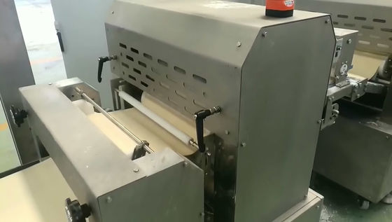 comprar 2 - 4 filas máquina de hacer masa de pizza, máquina de pizza automática diámetro personalizado online manufacture