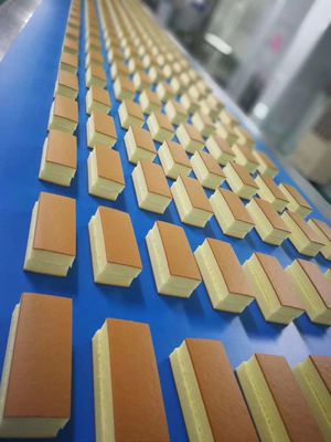 comprar Cadena de producción de la torta de la capacidad de 600 kilogramos /Hr dibujo que proporciona el chorreo de arena de la producción Fabricación en línea