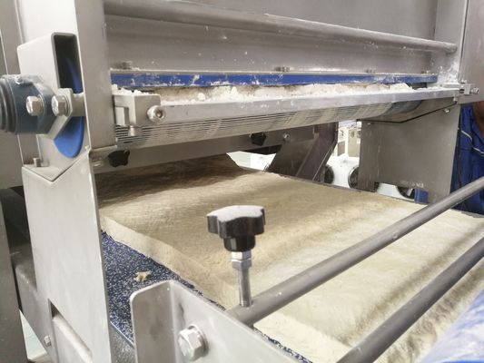 comprar Alta línea flexible del cruasán, máquina automática de la laminación con el dispositivo plegable gordo Fabricación en línea